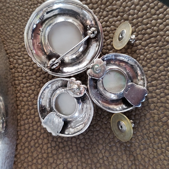 VTG Sterling Marcasite Brooch/ Earrings set w. faux pearl center - Picture 8 of 9